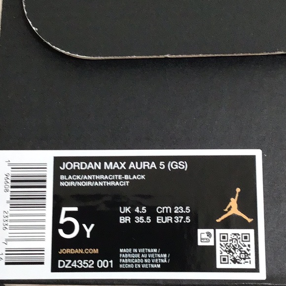🆕 JORDAN Boys Max Aura 5 GS Classic Sneakers Black/Anthracite/Black - Picture 14 of 15